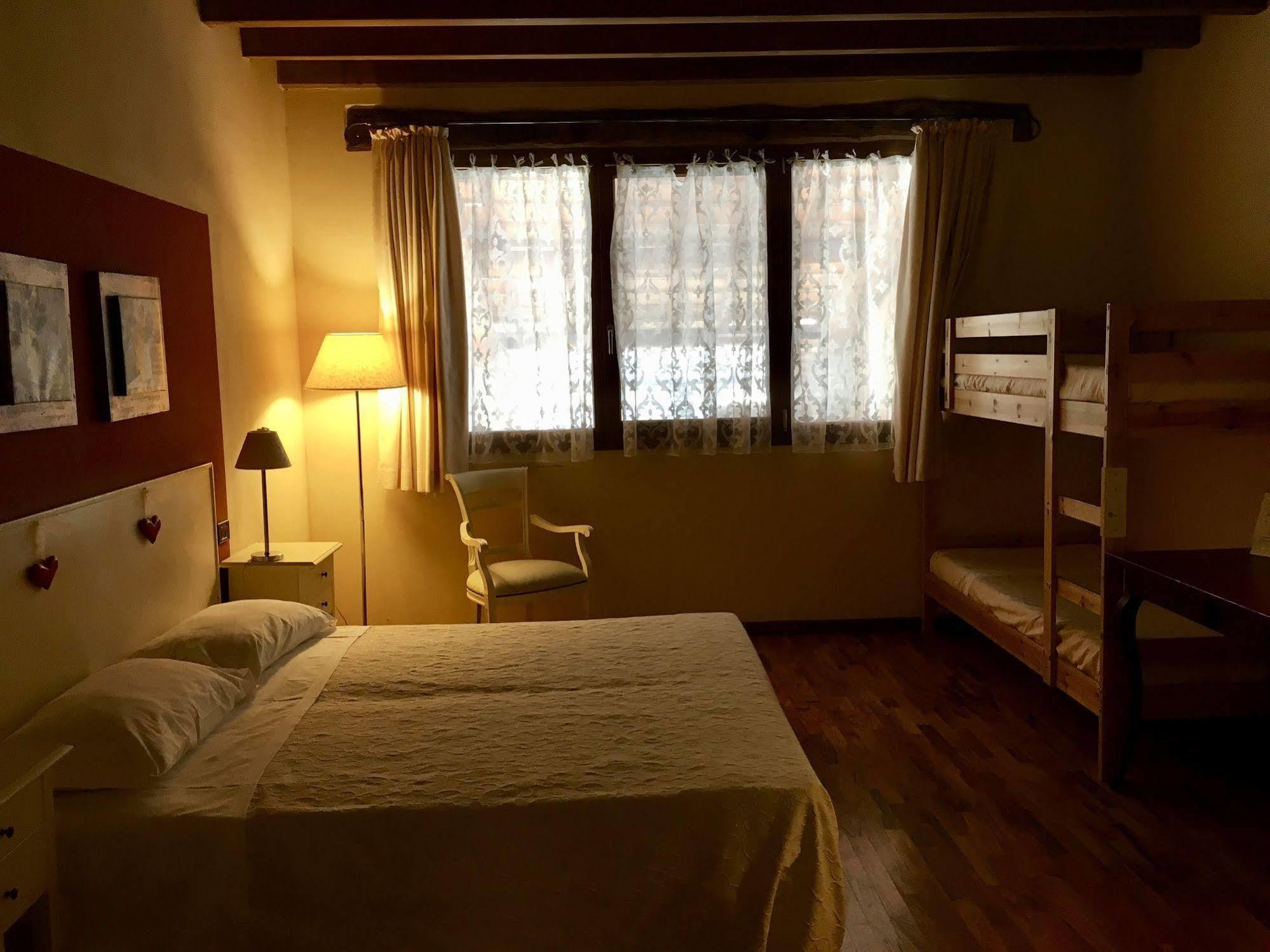Agriturismo Corte Rocca San Giorgio di Mantova Ngoại thất bức ảnh