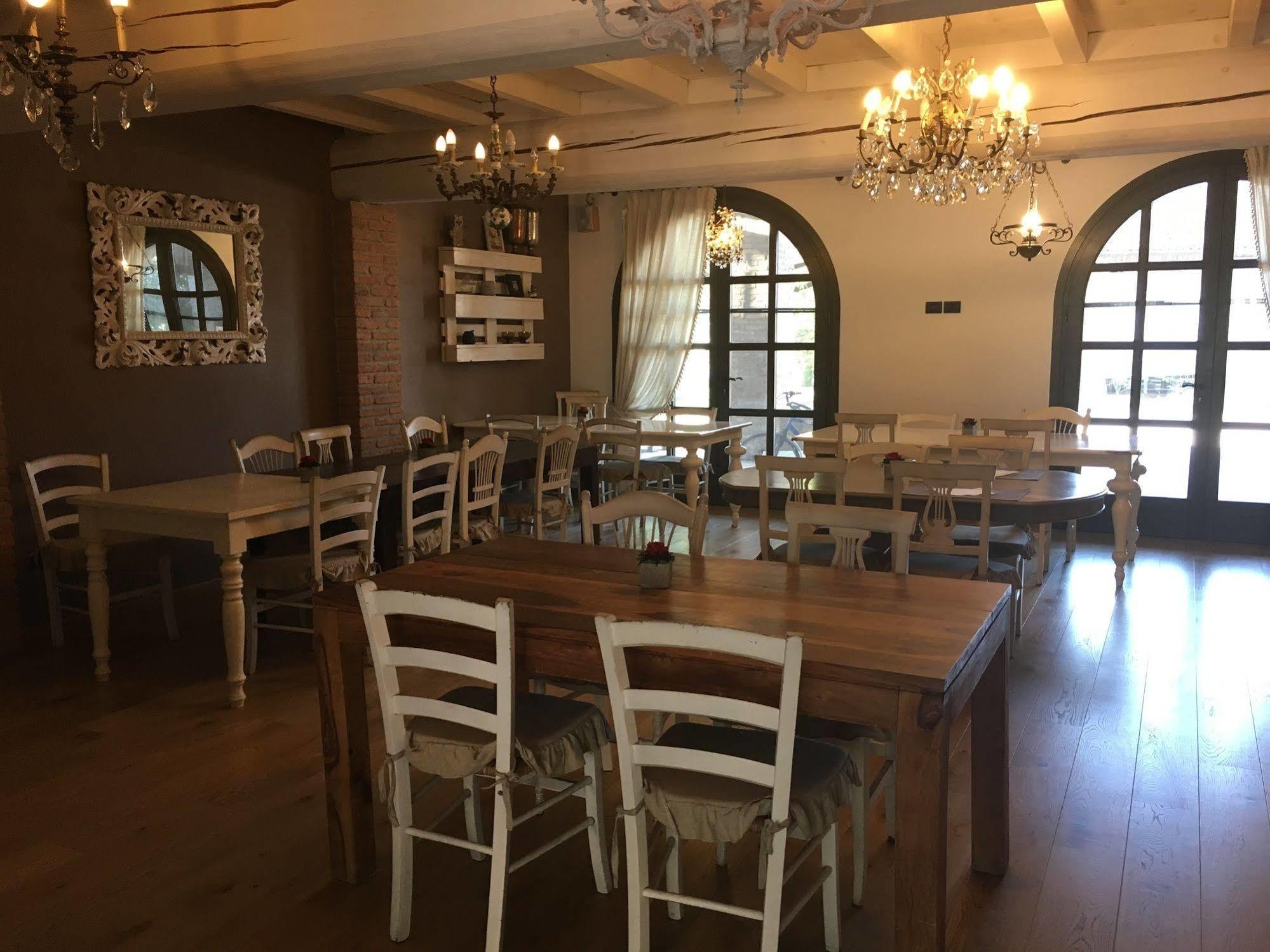 Agriturismo Corte Rocca San Giorgio di Mantova Ngoại thất bức ảnh