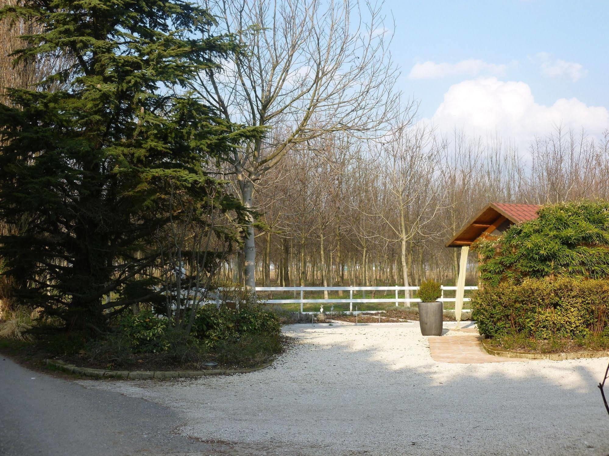 Agriturismo Corte Rocca San Giorgio di Mantova Ngoại thất bức ảnh